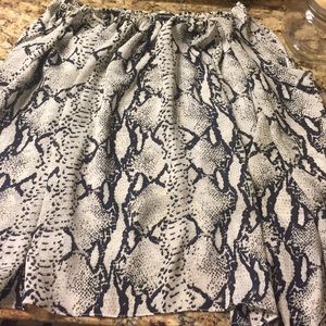 Off shoulder long sleeve top