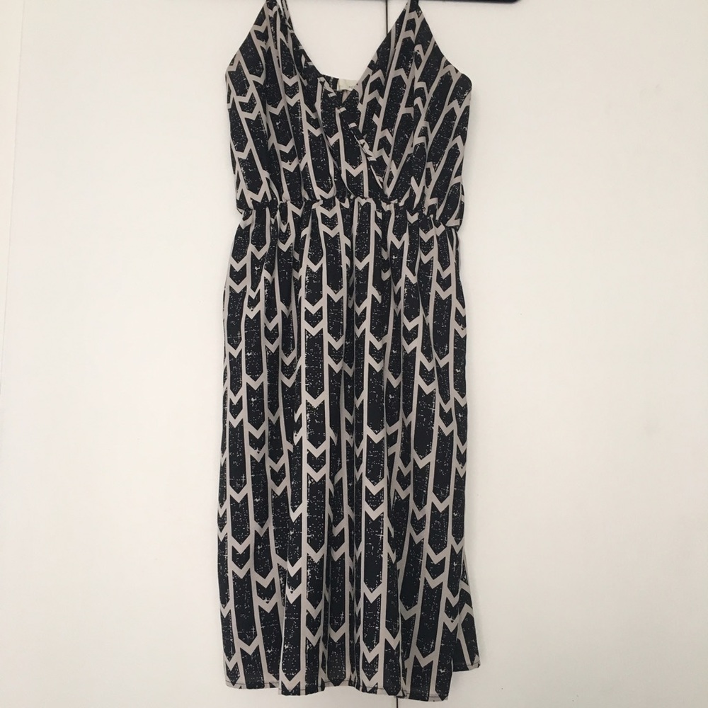 Everly Chevron Spaghetti Strap Dress Size Small
