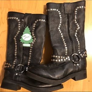 Never worn Jeffrey Campbell moto boots