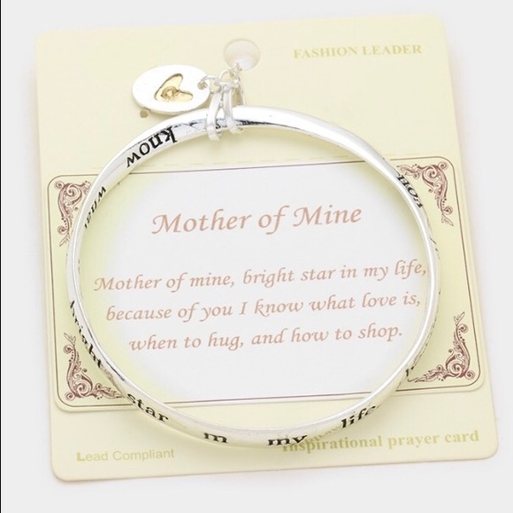 Mom" heart & pearl charm bracelet