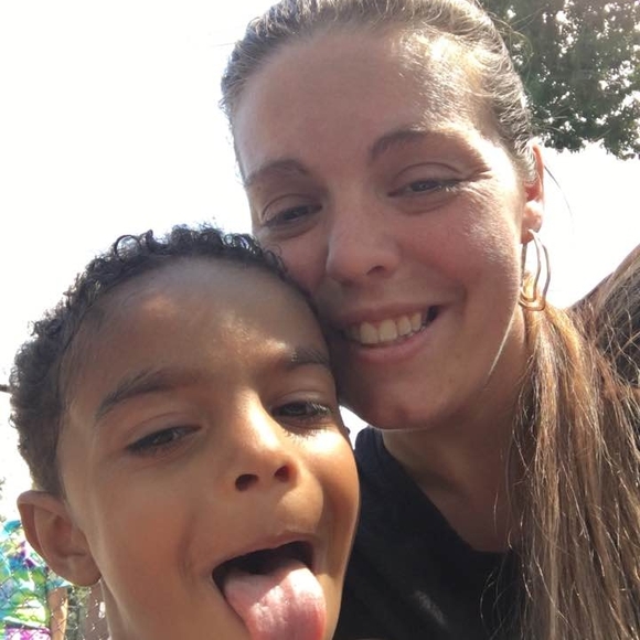 Meet your Posher, Paula