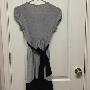 Dresses - Gray black print dress Dresses - Gray black print dress