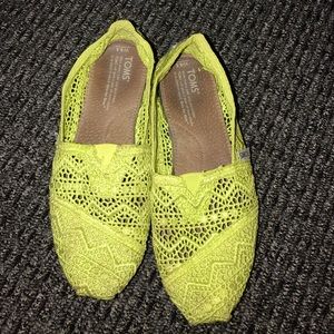 Lime green crochet TOMS