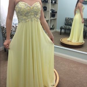 Yellow prom dress