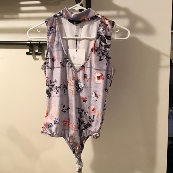 Missguided Velvet Choker style Bodysuit sz 6