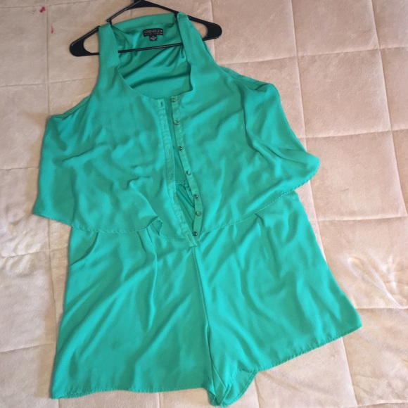 👗Teal Romper