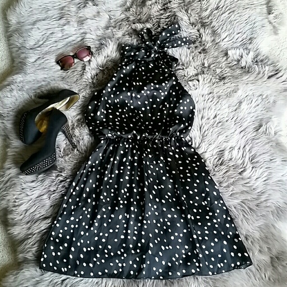 // Polka dot dress //