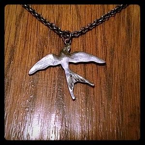 🕊️ Dove Necklace 🕊️