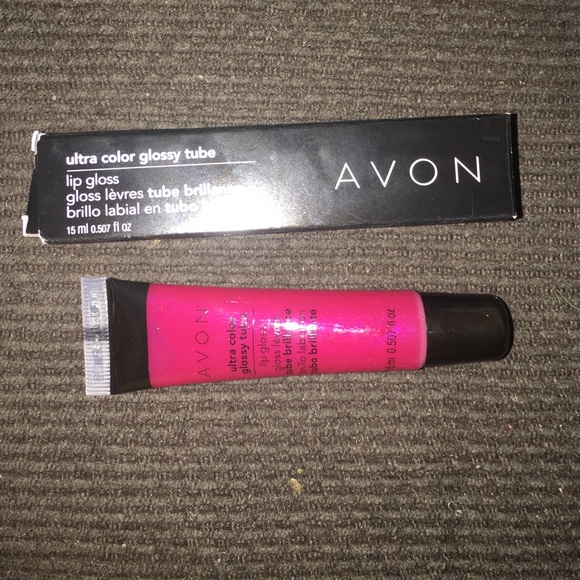 Ultra Color Glossy Tube Lip Gloss