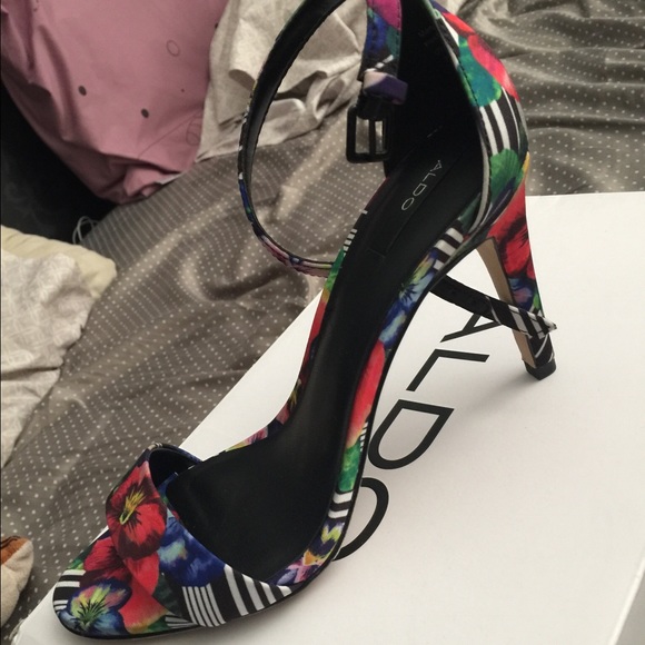 Aldo multicolor heels - Picture 1 of 4