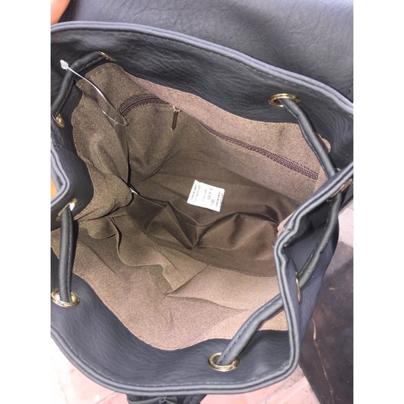 luxury mimi back pack - Picture 3 of 6