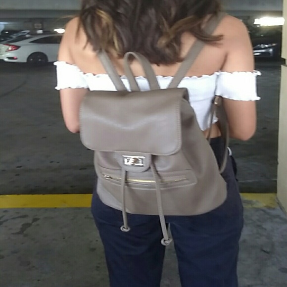 luxury mimi back pack - Picture 5 of 6