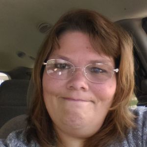 Meet your Posher, Laurie