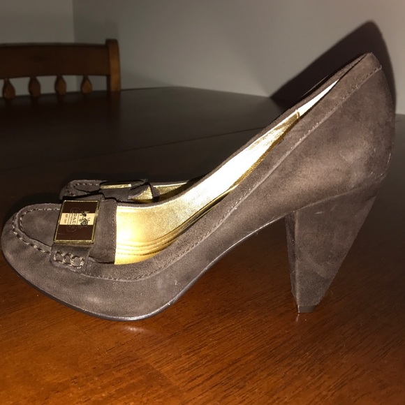 NWOT brown and gold suede Coach heels