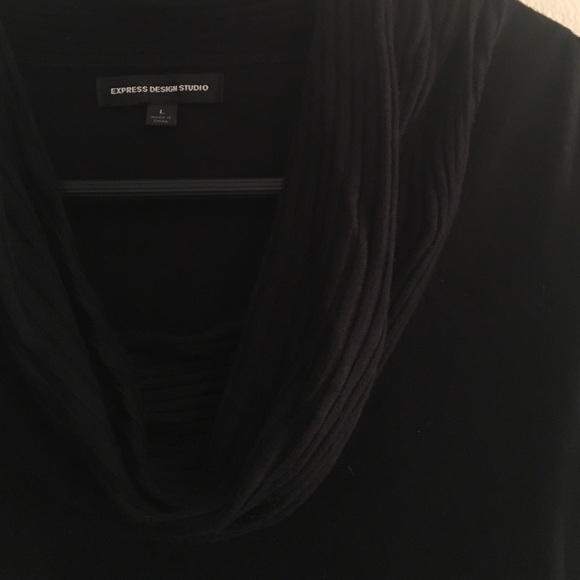 Beautiful express sweater - Picture 3 of 3
