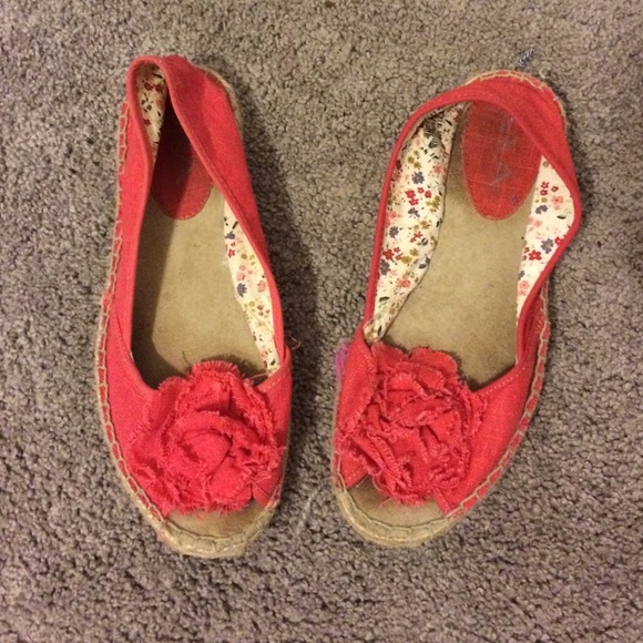 Cute Pink Floral Sandals