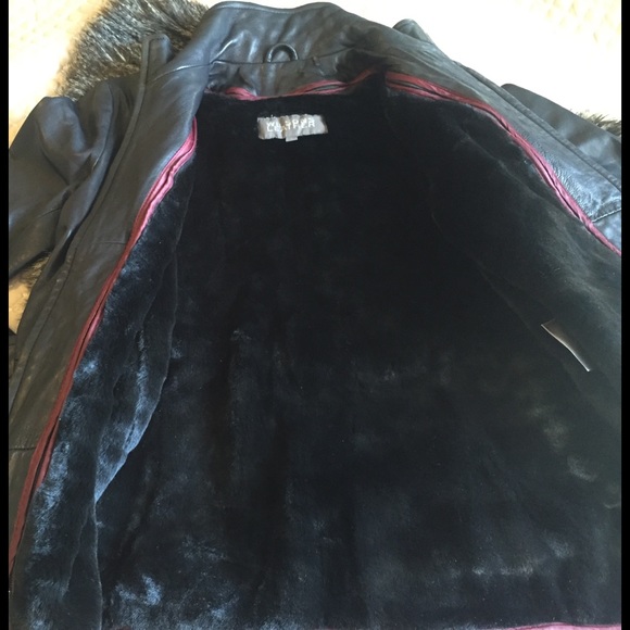Wilsons Leather Coat - Picture 3 of 4