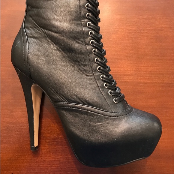 Ankle boots