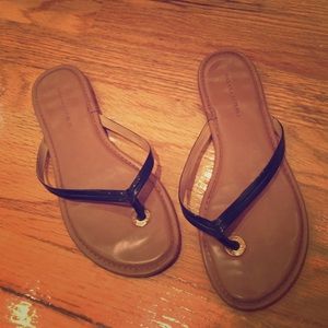Banana Republic black patent leather sandal size 7