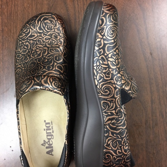 Alegria Slip Resistant Work Shoes