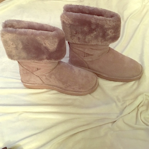 Brand new never worn Lamo Boots!