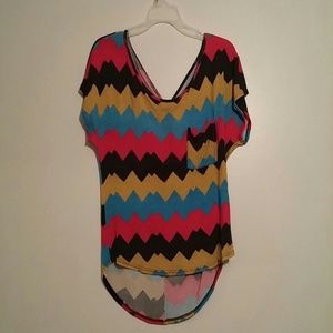 Chevron high-low crop top