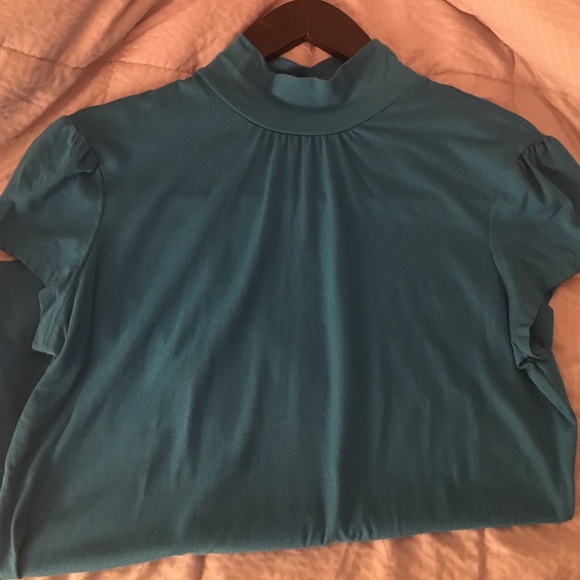 ‼️last chance‼️ Express short sleeve turtleneck