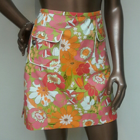 Lizgolf Pants - NWOT Lizgolf Abstract Floral Active Wear Skort