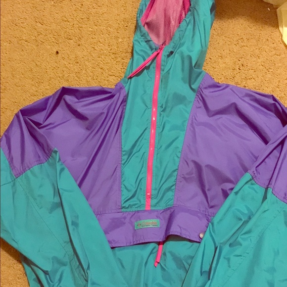 Columbia wind breaker