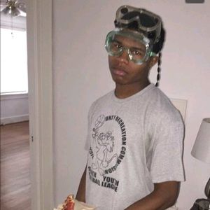 Meet your Posher, Cory