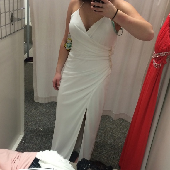 White prom dress - Picture 2 of 4