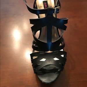 Wedge heels