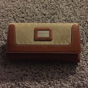 Michael Kors wallet