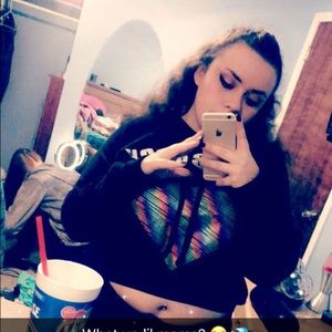 Meet your Posher, Sahrina