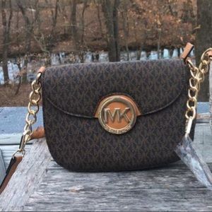 Michael Kors cross body