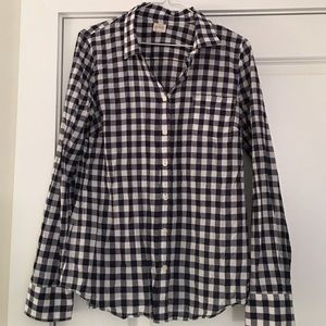 Navy and white checkered