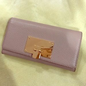 Michael kors leather wallet