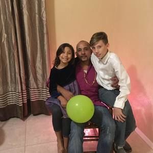 Meet your Posher, Victor