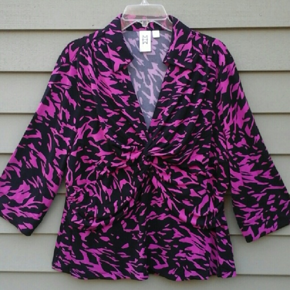 Marc Bower 3/4 sleeve knit top with front ruching