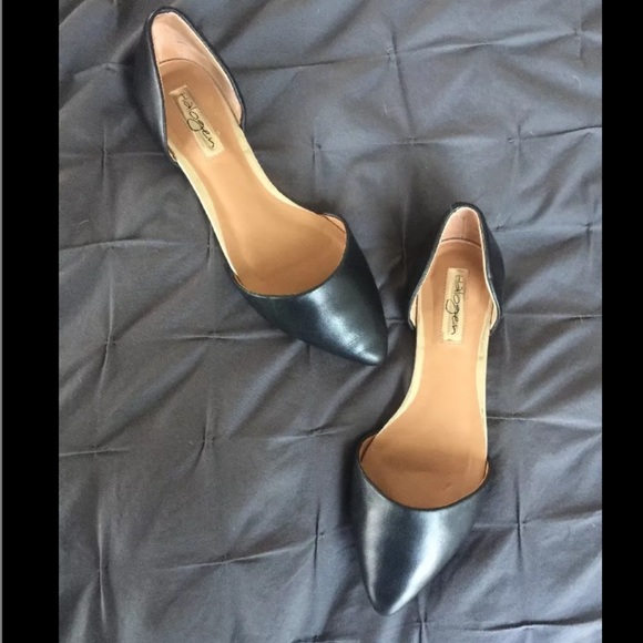 Black D'orsay Point Toe Flat