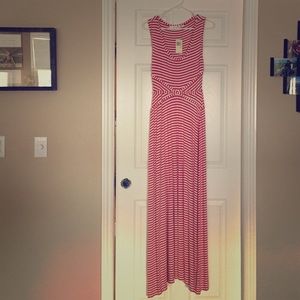 Gorgeous Max Studio maxi dress. NWT