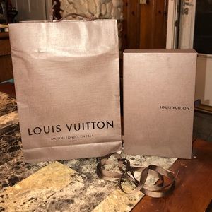 Louis Vuitton Bag,Ribbon and Box!