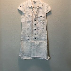 White Guess Dress with pockets and buttons