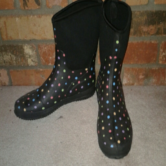 Western Chief Shoes - Western Chief Rainbow Polka Dot Women's Rain Boots