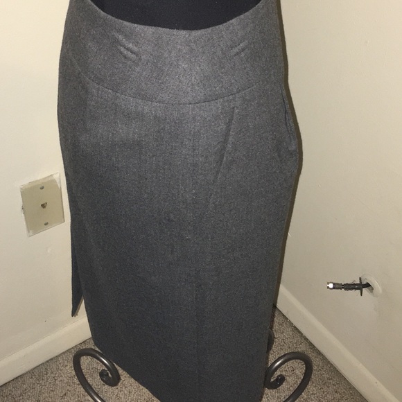 Gray Talbots skirt - Picture 2 of 3