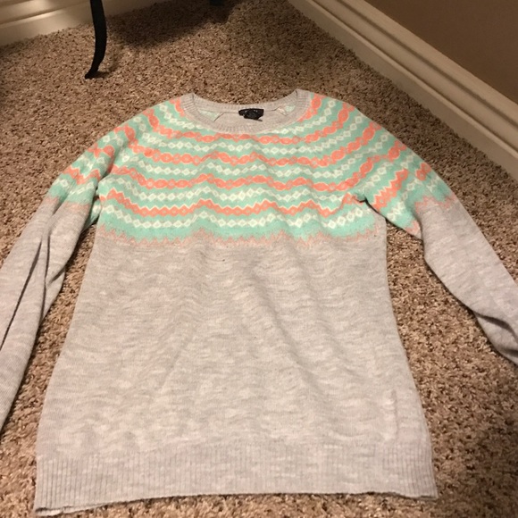 Rue 21 sweater