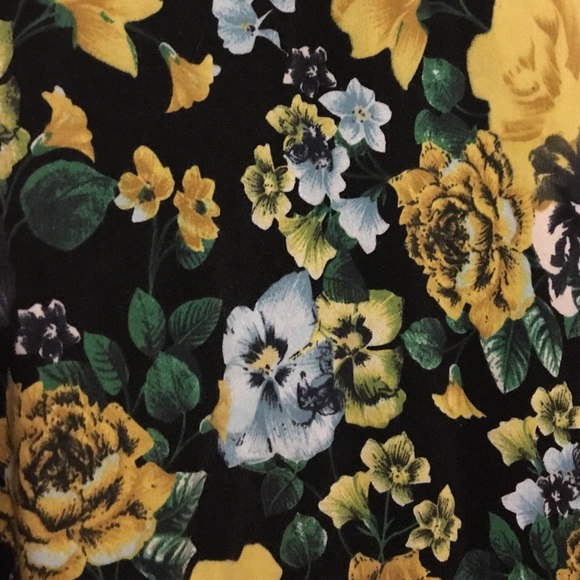 Mod Cloth Roses Dress - Picture 2 of 2