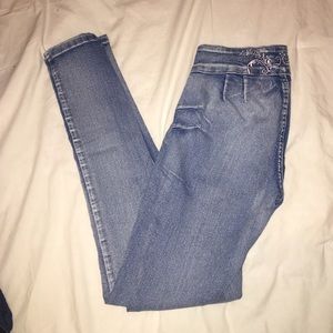 Light Colombian jeans