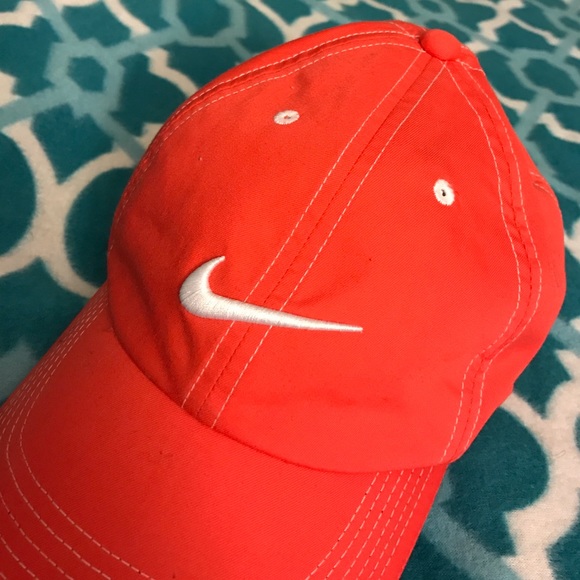 Womens Nike Golf Hat
