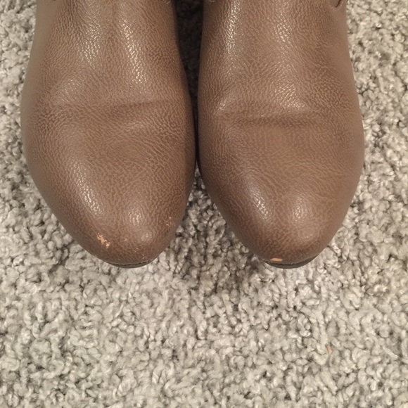 Over the knee boots - Picture 2 of 5